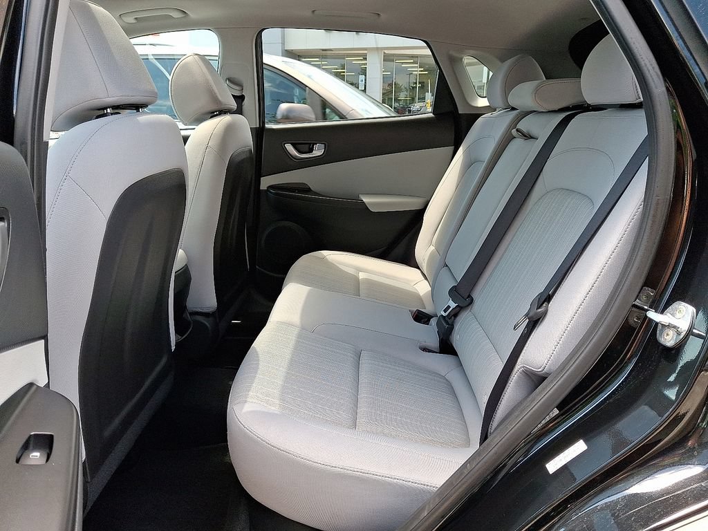 Used 2023 Hyundai Kona SEL w/ Convenience Package AWD/4WD image 10