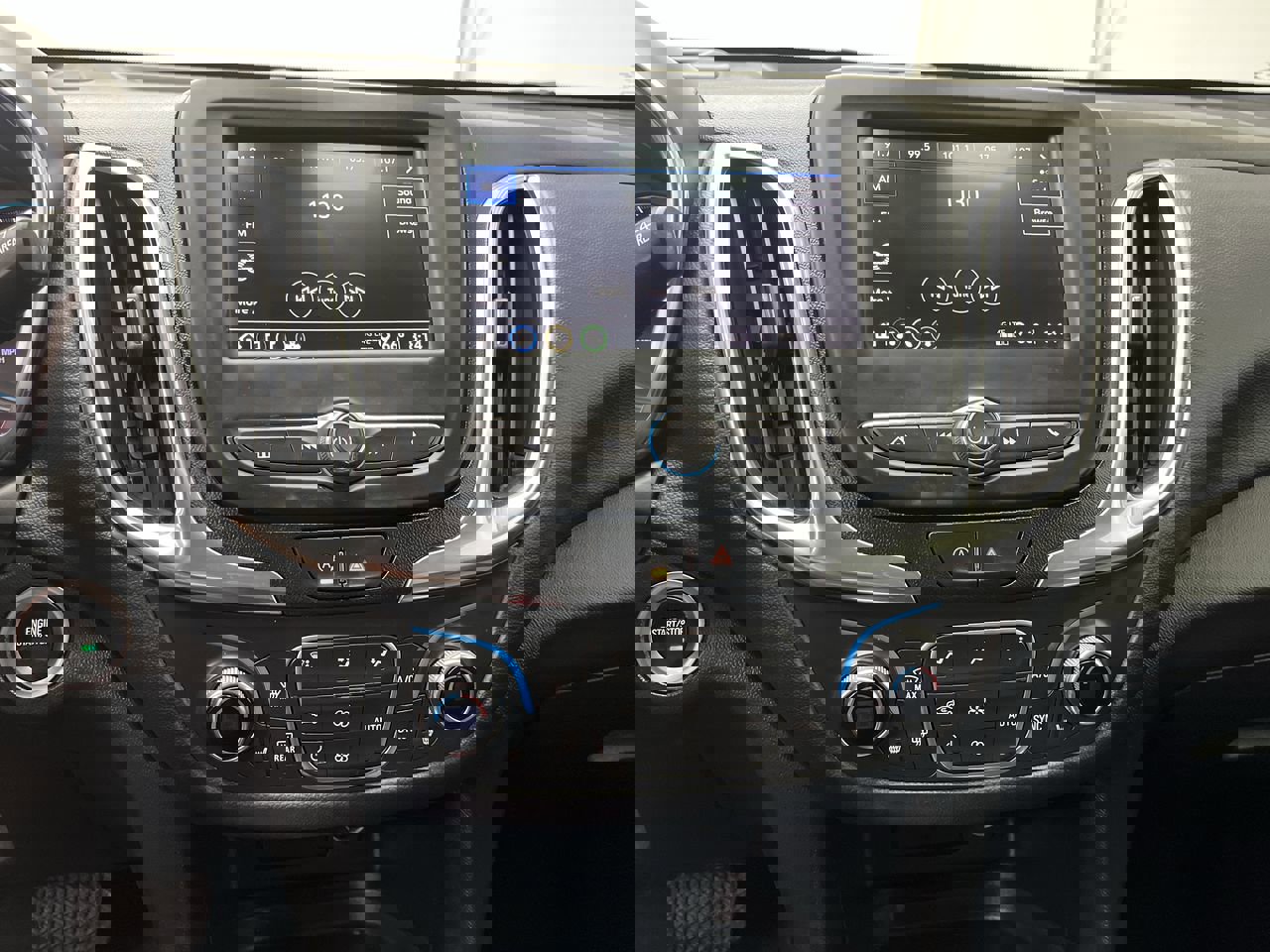 Used 2022 Chevrolet Equinox LT w/ Driver Convenience Package image 15