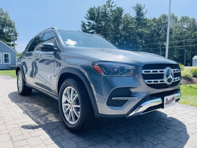 Used 2024 Mercedes-Benz GLE 350 4MATIC w/ 3rd Row Seat Package image 4