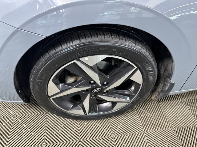 Certified 2023 Hyundai Elantra SEL w/ Convenience Package image 10