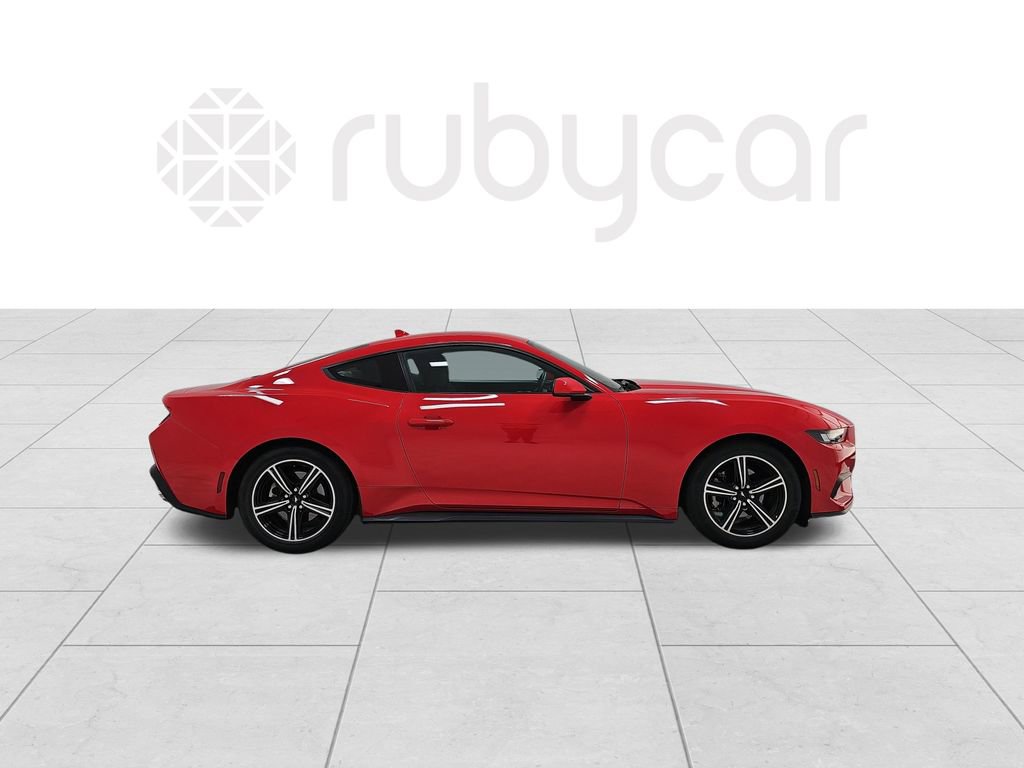 Used 2024 Ford Mustang Coupe image 7