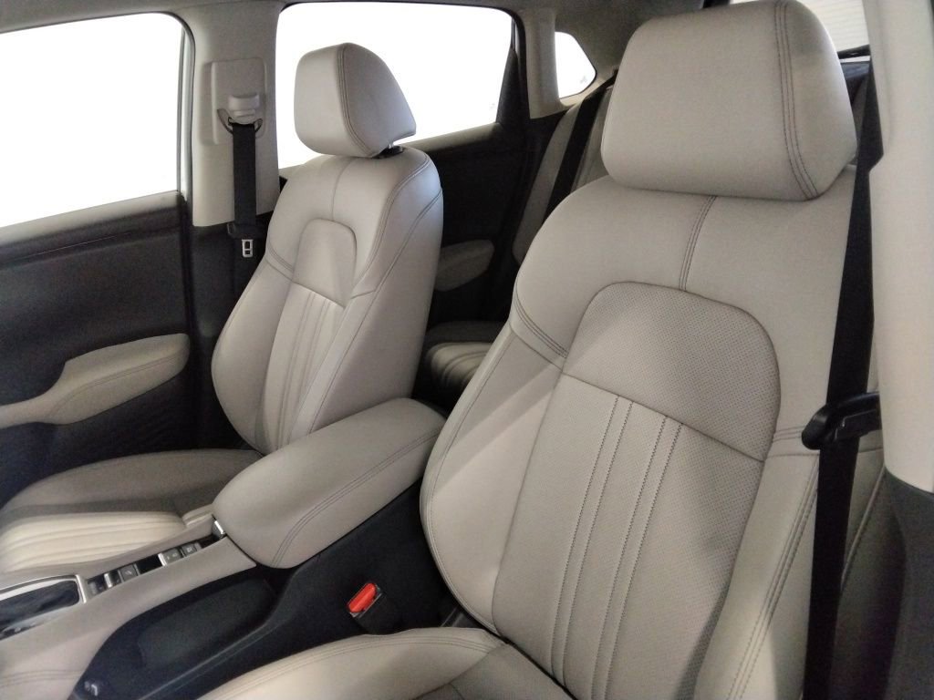 Used 2023 Honda HR-V EX-L image 31