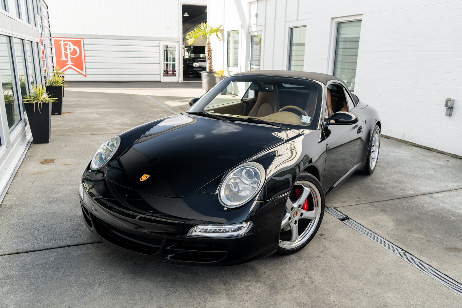 Used 2006 Porsche 911 Carrera S RWD image 3