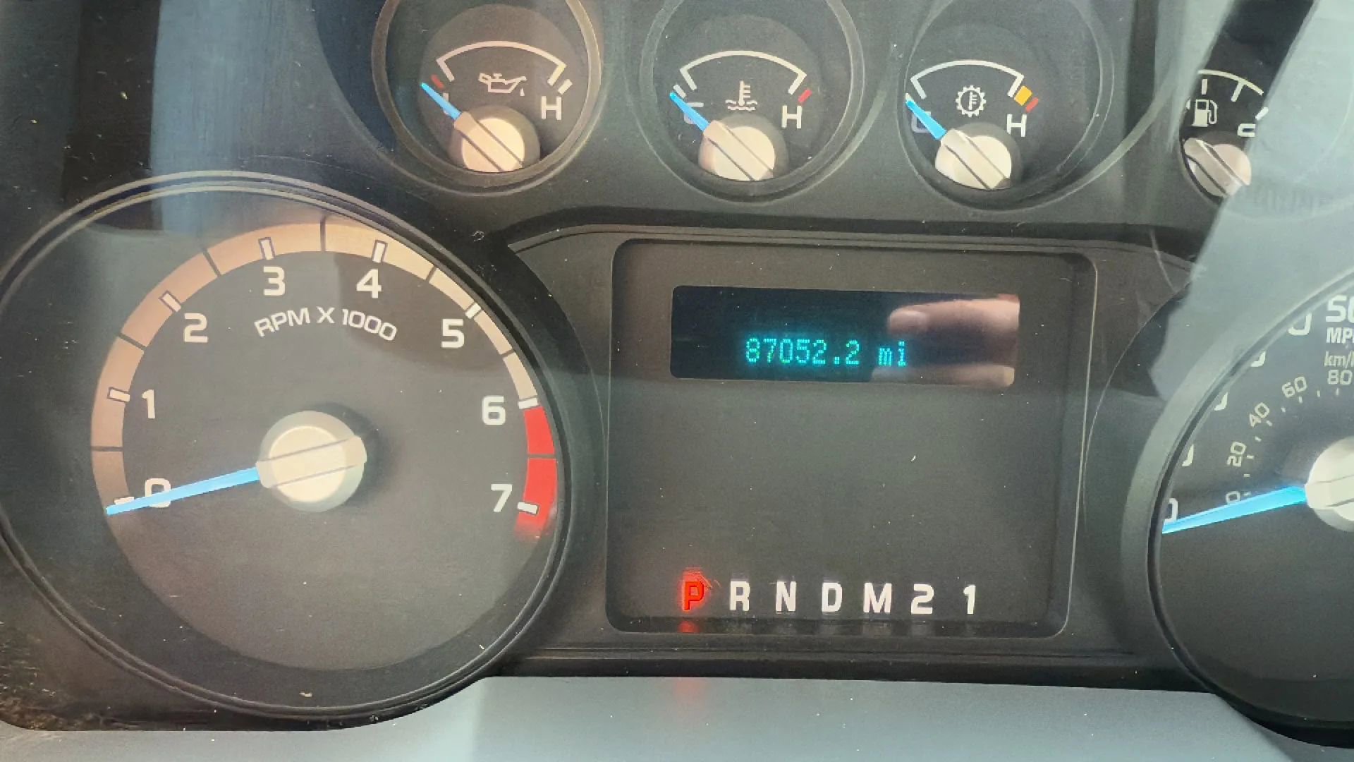 Used 2015 Ford F250 XLT w/ Snow Plow Prep Package image 16