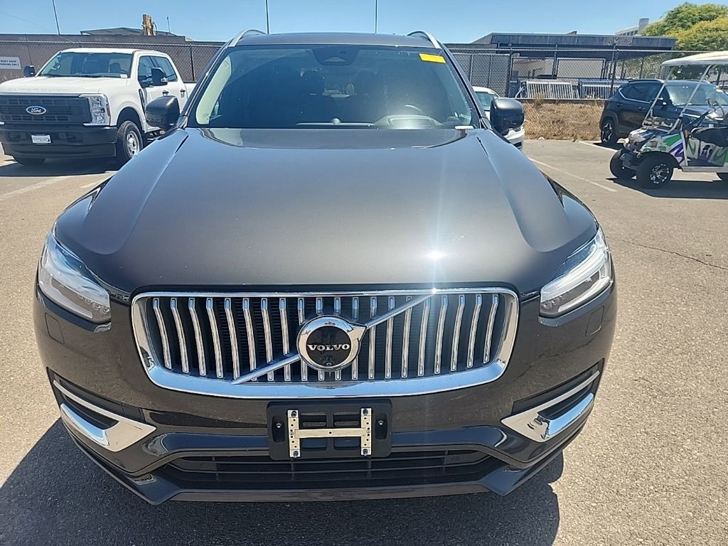 Used 2024 Volvo XC90 T8 Ultimate w/ Protection Package Premier AWD/4WD image 2