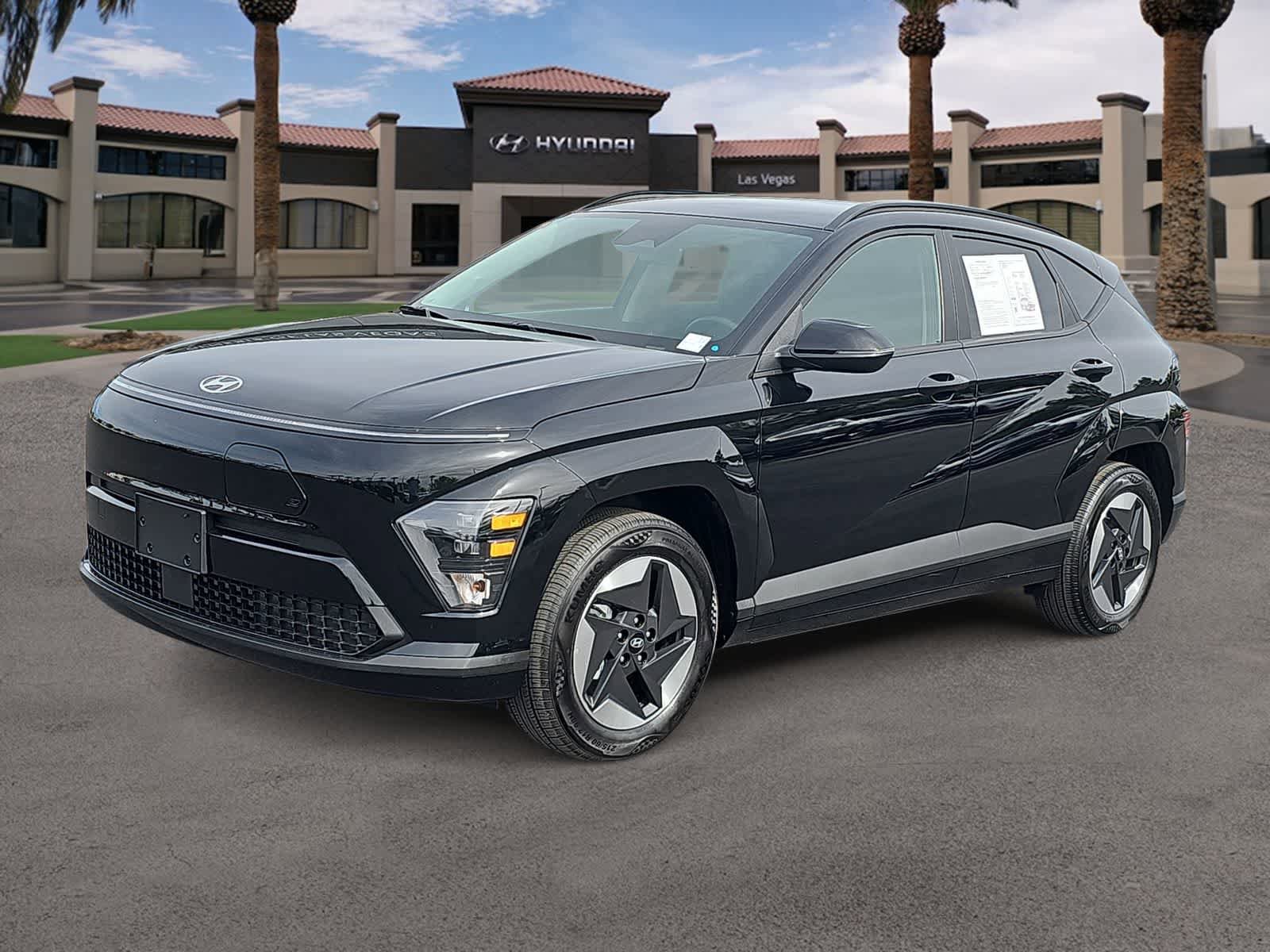 Certified 2025 Hyundai Kona SEL FWD image 4