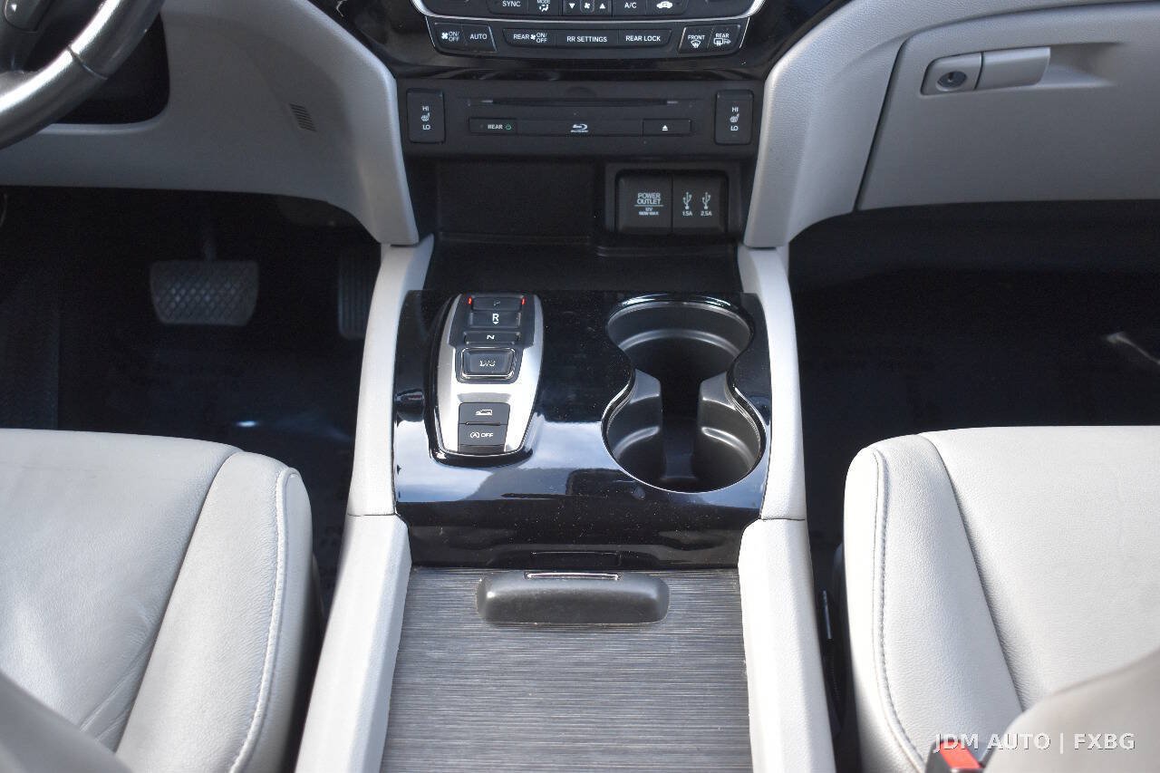 Used 2016 Honda Pilot Touring image 34