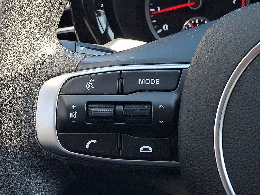 Used 2021 Kia K5 LX image 21