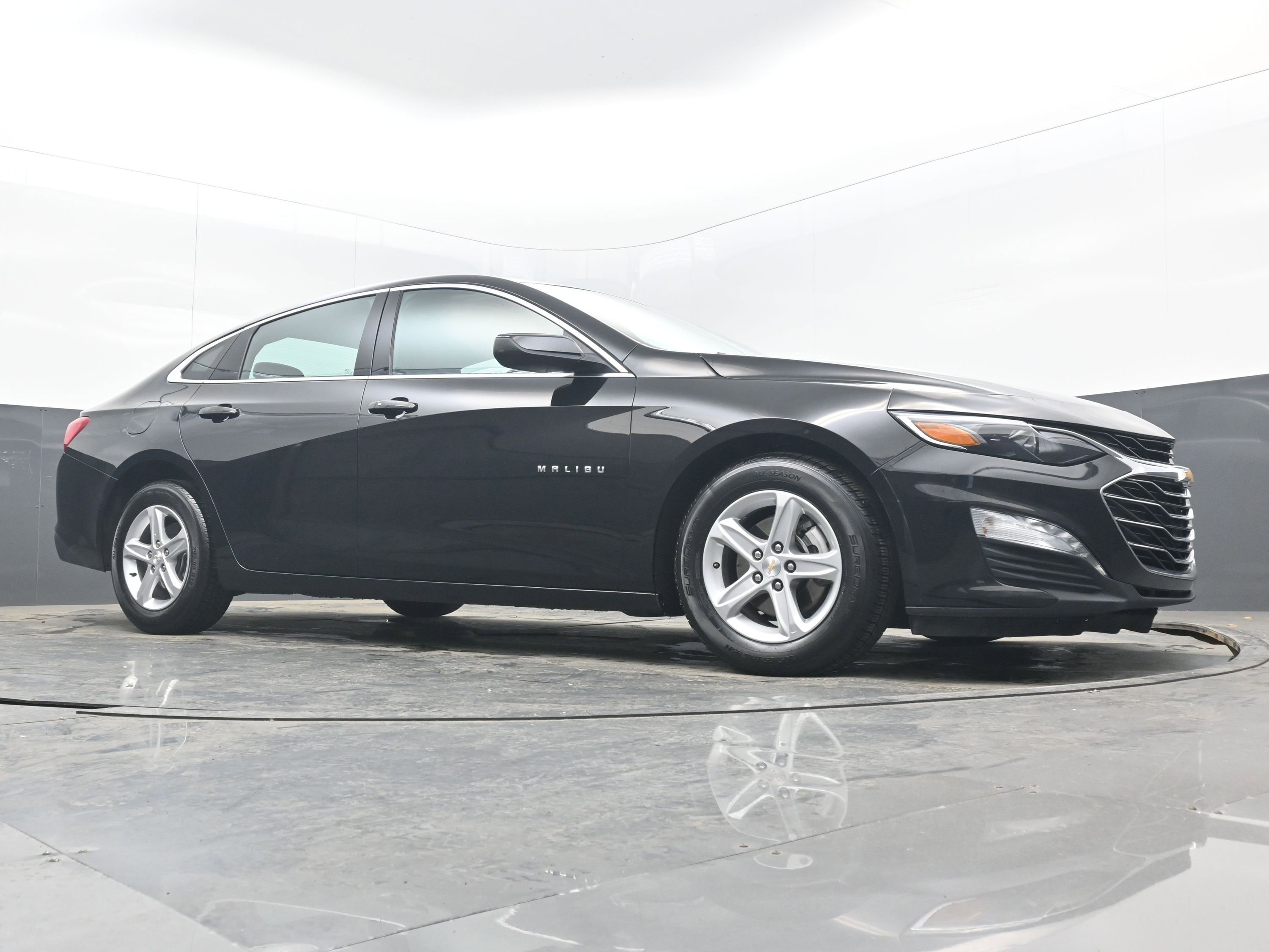 Used 2024 Chevrolet Malibu LT image 22