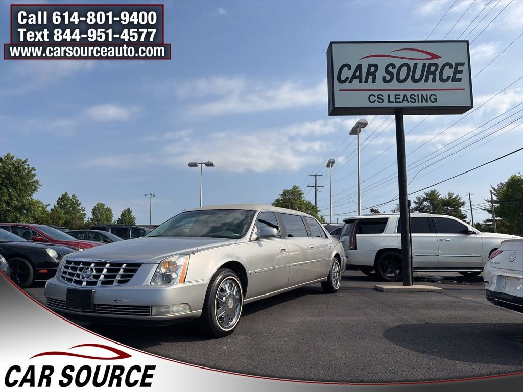 Used 2008 Cadillac DTS Limousine FWD image 1