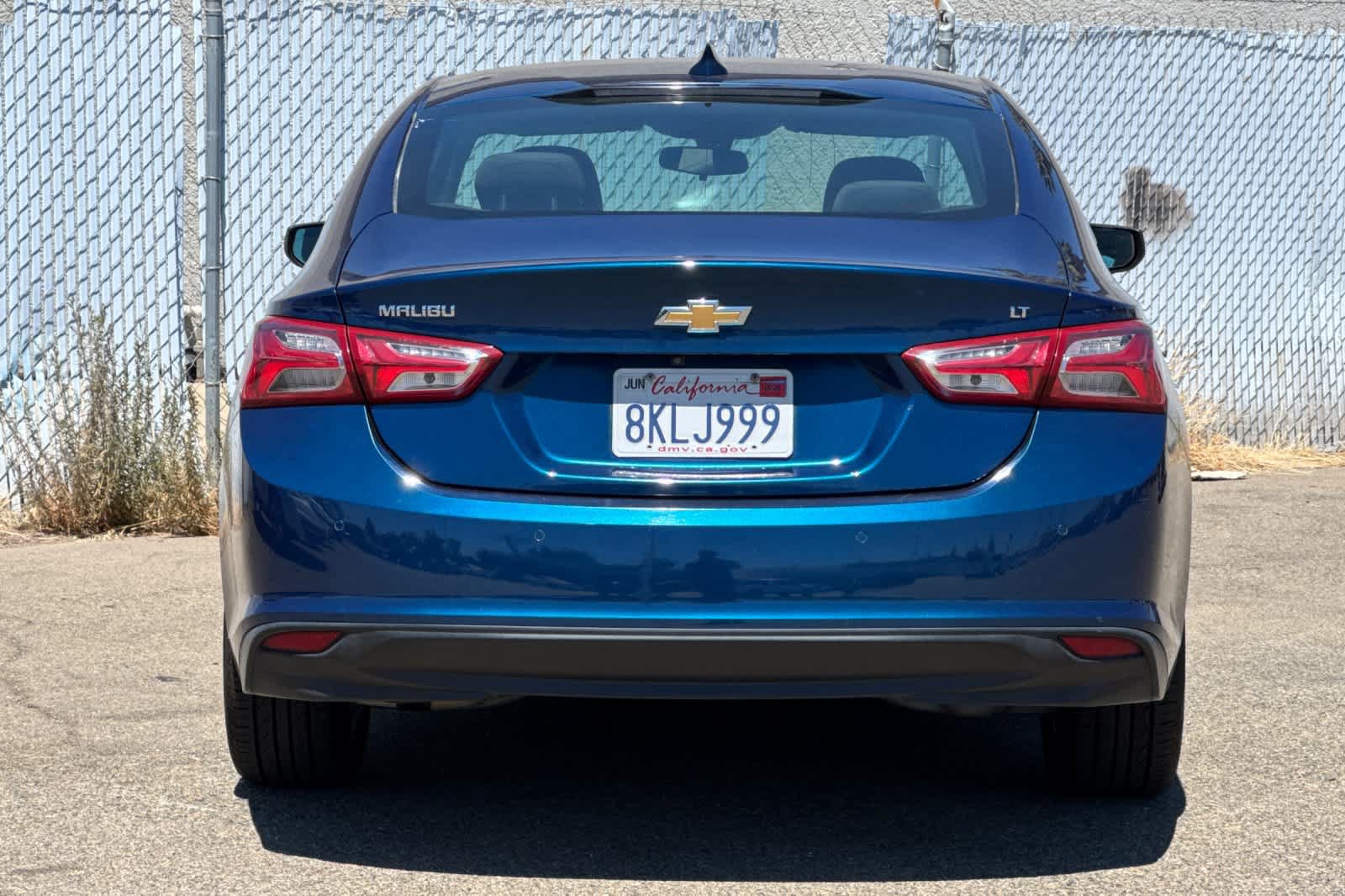 Used 2019 Chevrolet Malibu LT w/ Driver Confidence Package FWD image 4