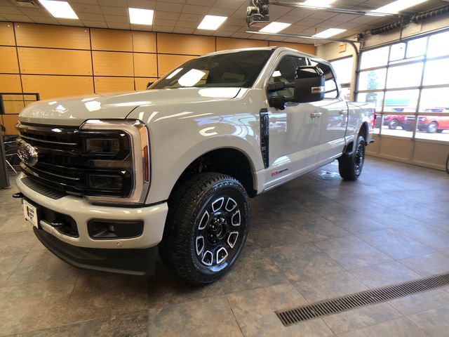 New 2026 Ford F250 Platinum AWD/4WD image 3