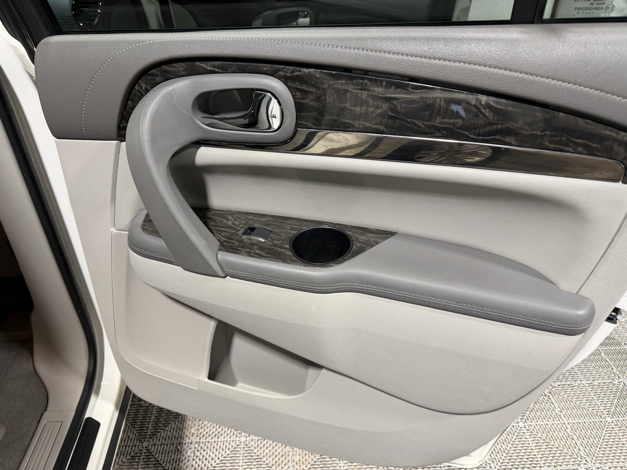 Used 2013 Buick Enclave Convenience w/ LPO, Cargo Convenience Pkg image 14