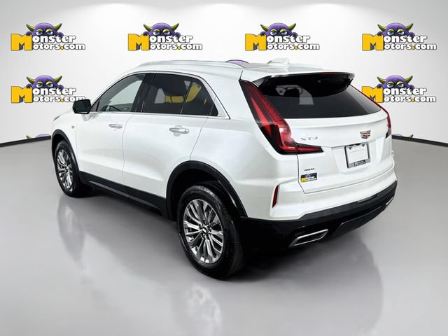 Used 2024 Cadillac XT4 Premium Luxury w/ Active Safety Package AWD/4WD image 7