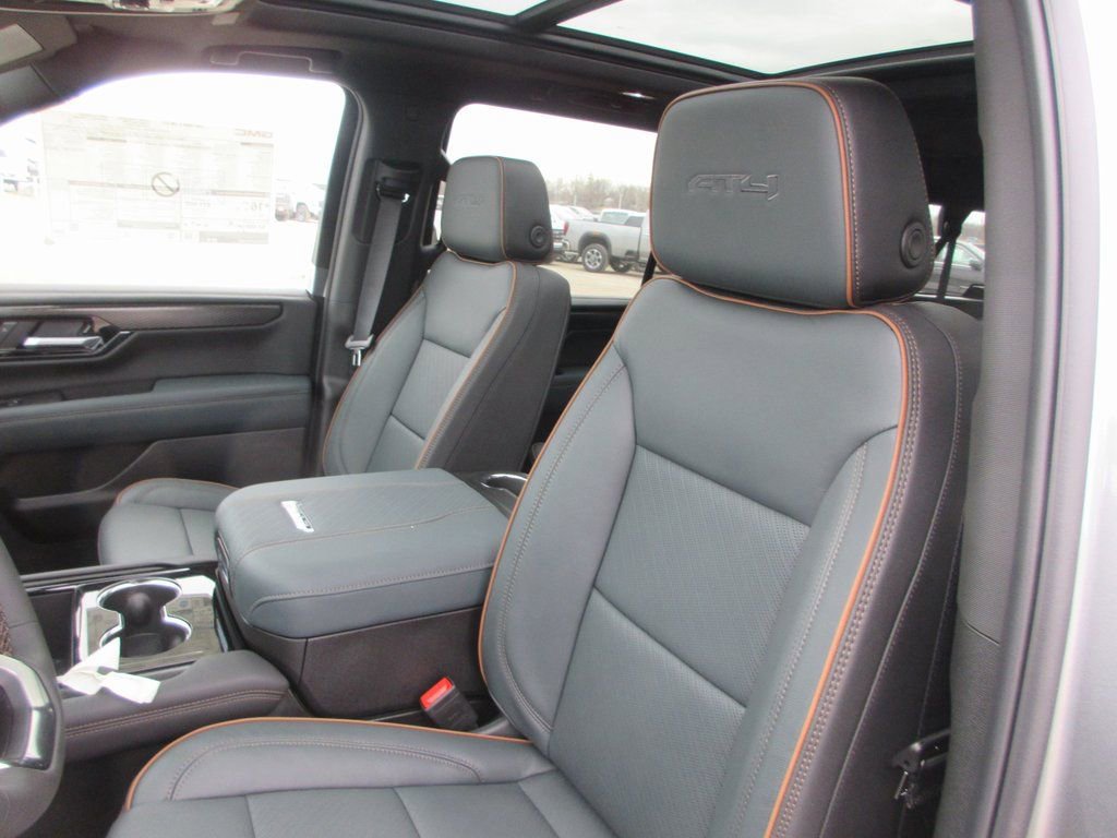 New 2026 GMC Yukon XL AT4 w/ AT4 Premium Package image 12