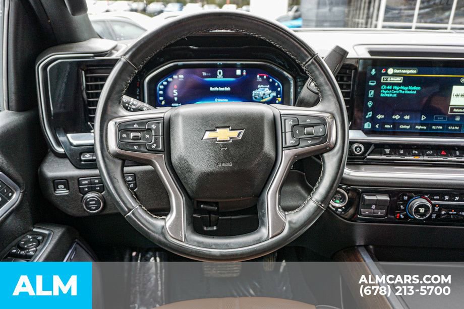 Used 2025 Chevrolet Silverado 3500 High Country w/ Technology Package image 29