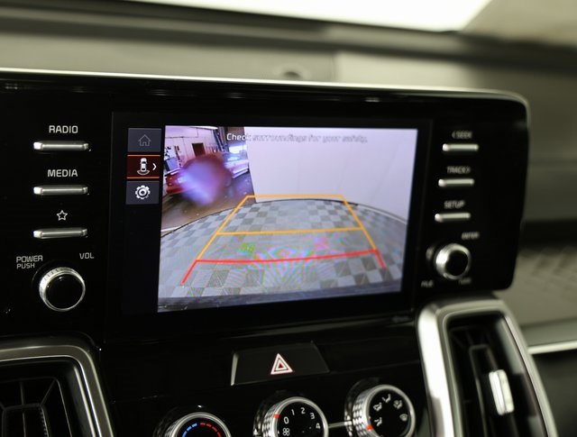 Used 2023 Kia Sorento LX image 18