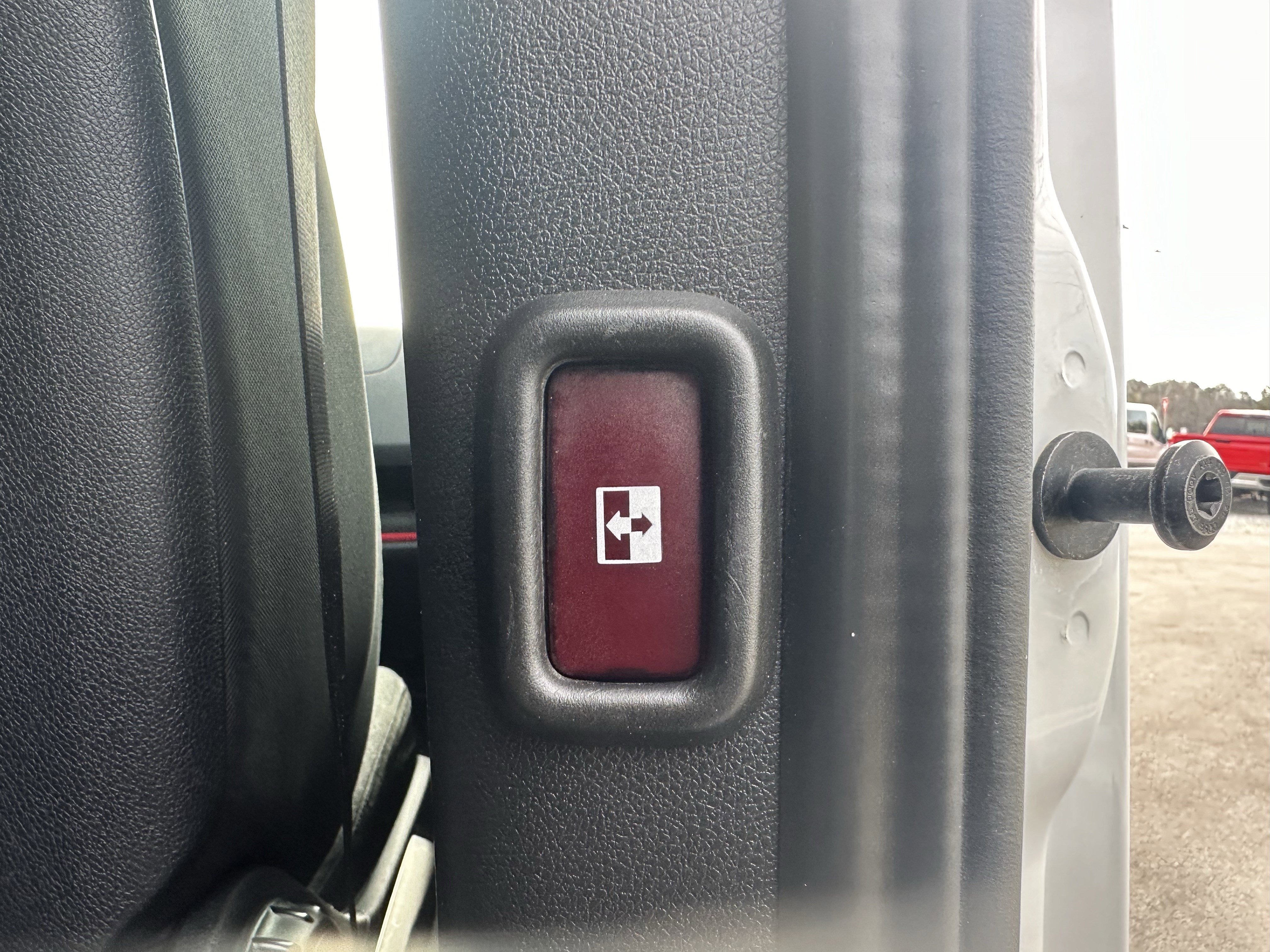 Used 2024 Mercedes-Benz Sprinter 2500 image 20