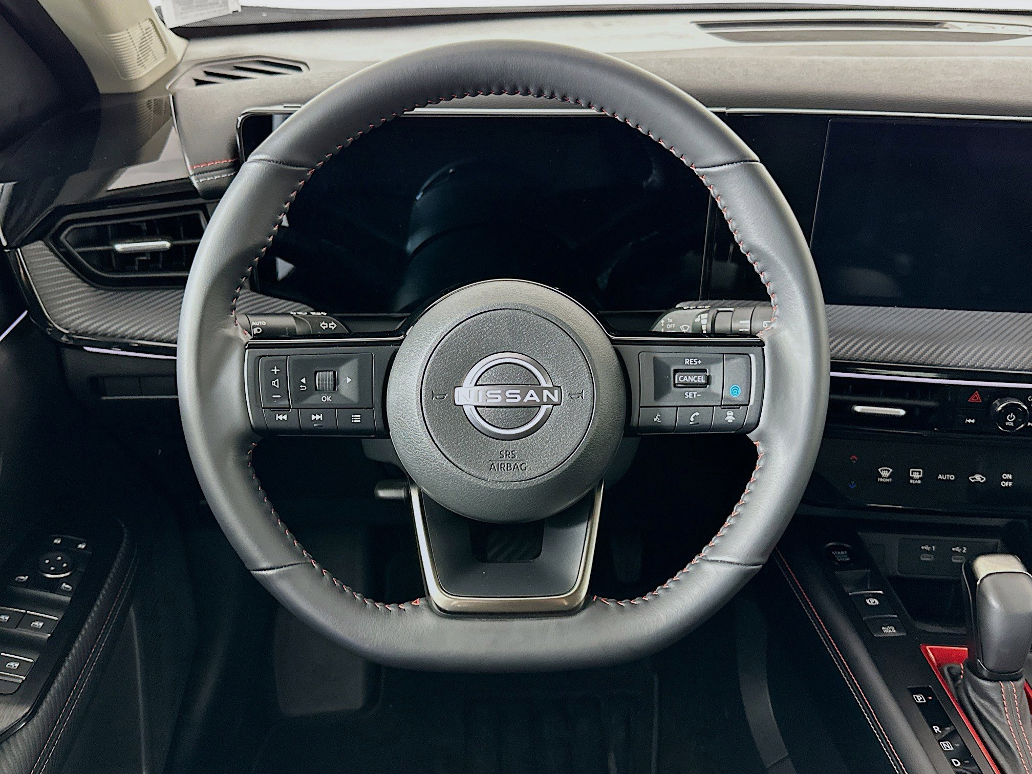 Used 2025 Nissan Kicks SR image 18