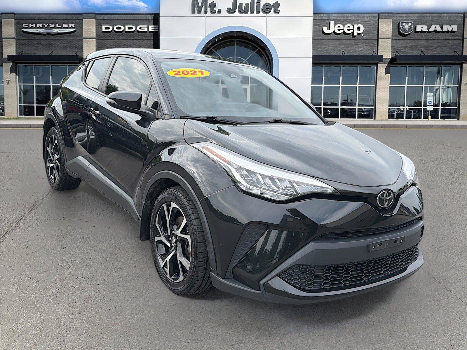 Used 2021 Toyota C-HR XLE FWD image 1