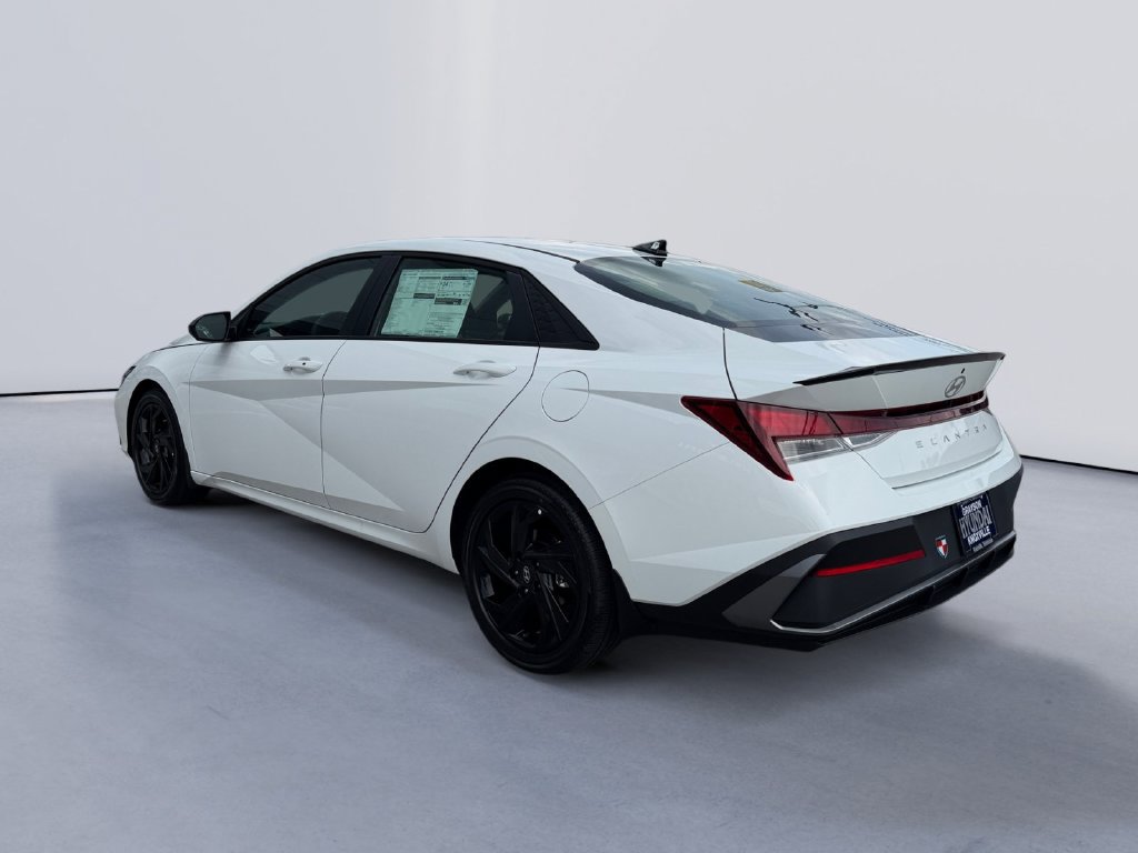 New 2026 Hyundai Elantra SEL Sport FWD image 5