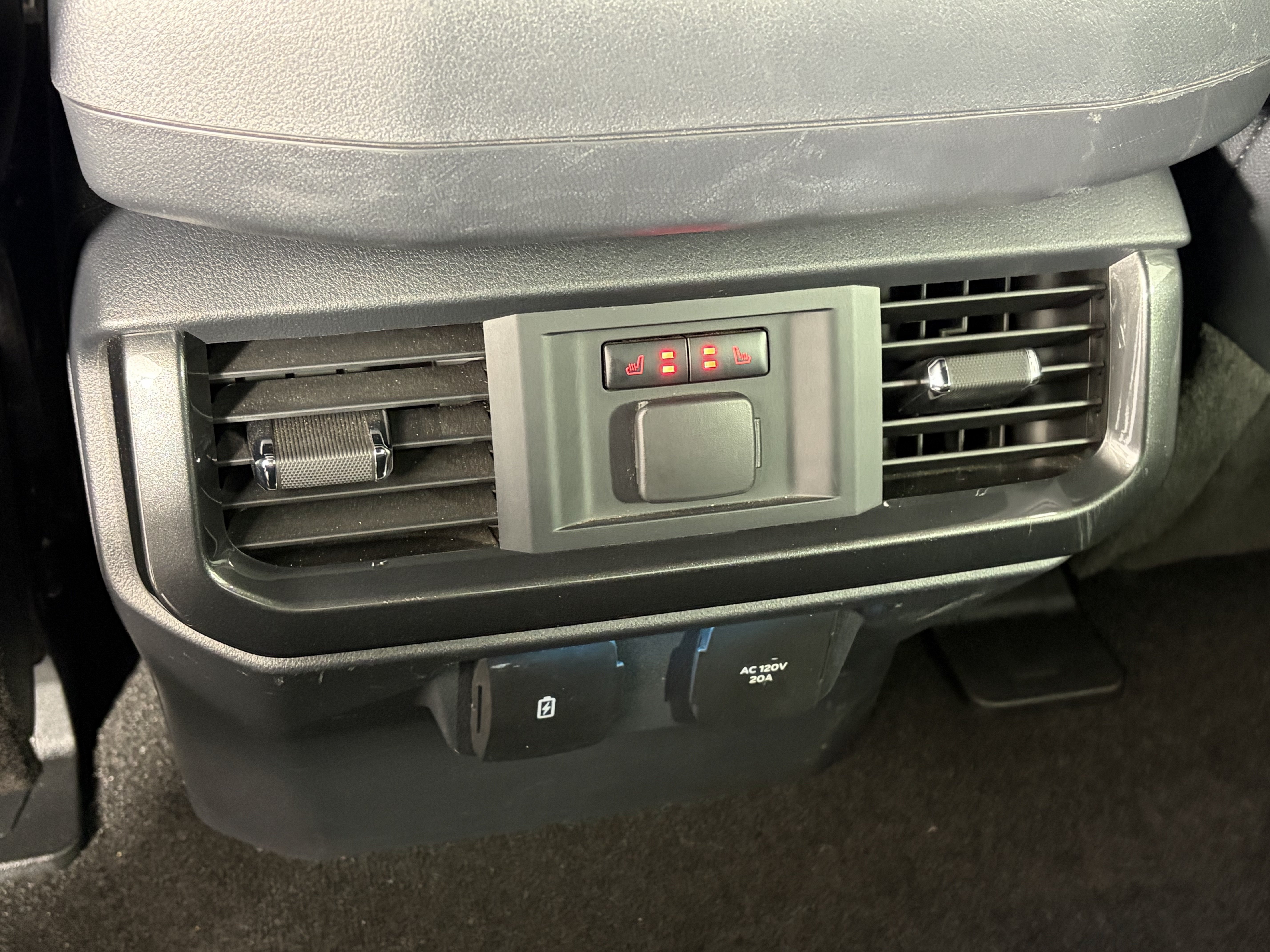 Used 2021 Ford F150 Lariat w/ Equipment Group 502A High AWD/4WD image 17