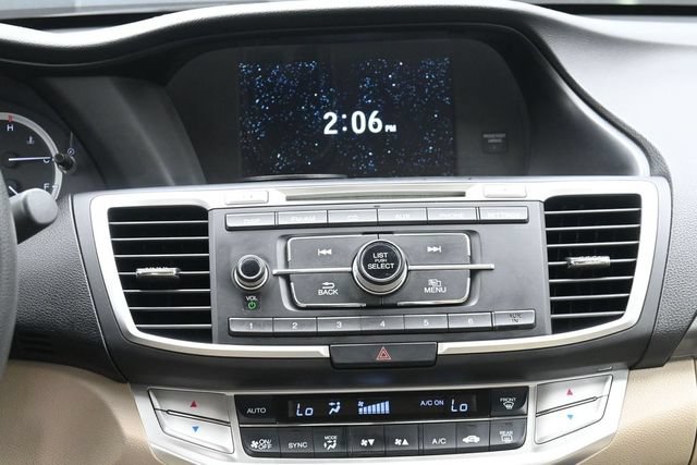 Used 2015 Honda Accord LX image 21