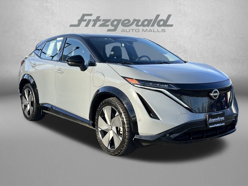 Used 2023 Nissan Ariya image 1