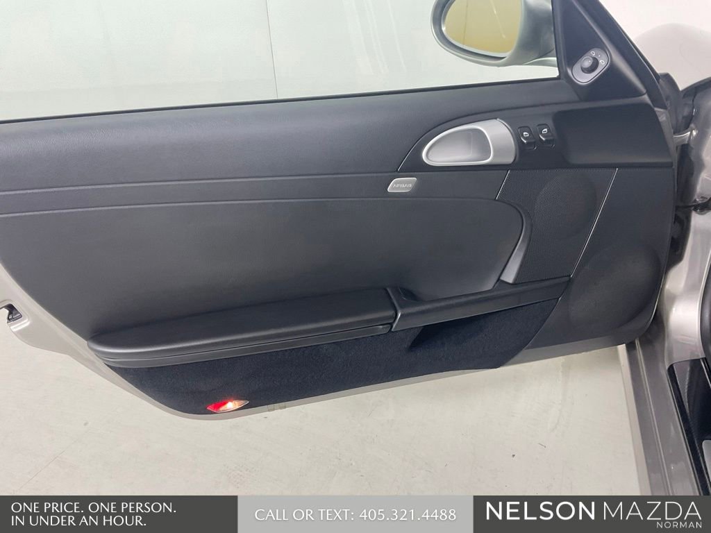 Used 2012 Porsche Cayman RWD image 15