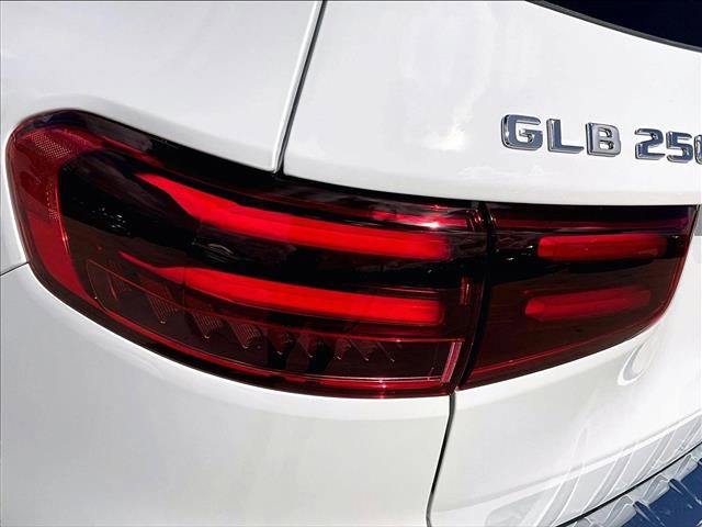 New 2026 Mercedes-Benz GLB 250 image 27