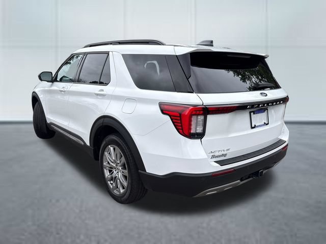 Used 2025 Ford Explorer Active w/ Active Comfort Package AWD/4WD image 2