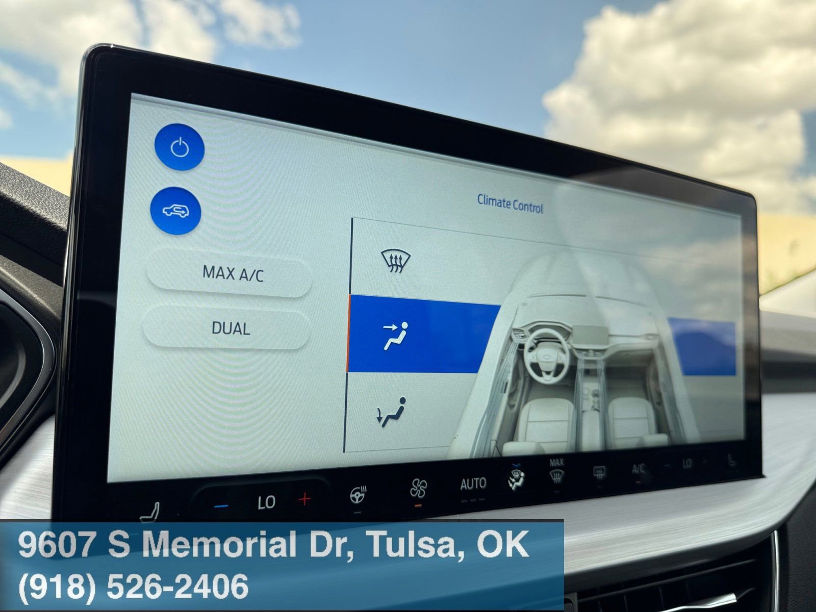 Used 2025 Ford Escape Platinum image 24