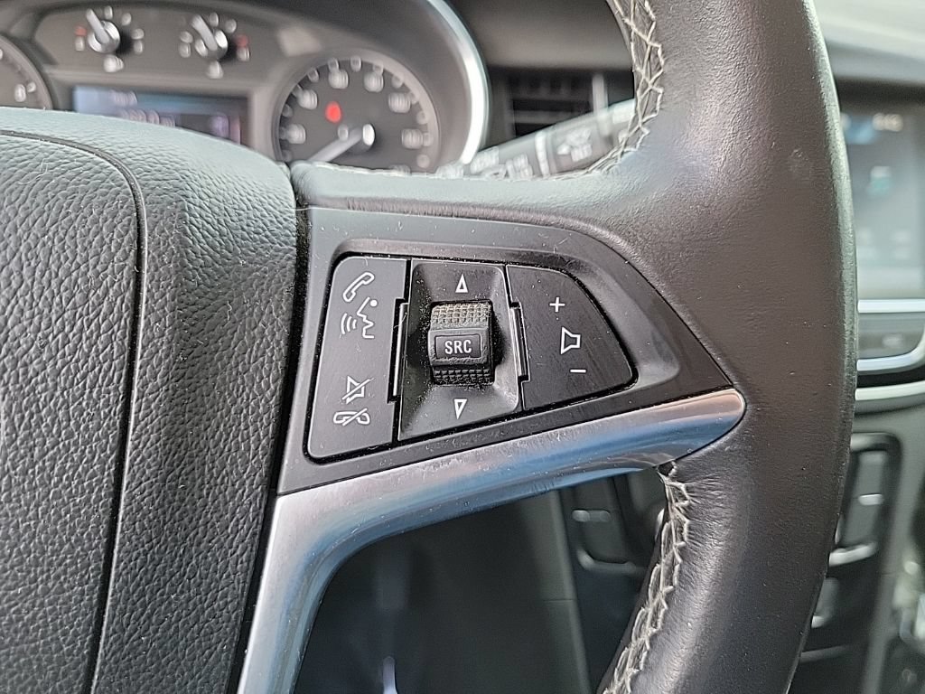 Used 2020 Buick Encore Preferred w/ Safety Package FWD image 26