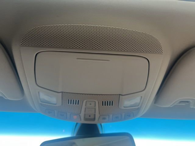 Used 2019 Lincoln MKZ Reserve w/ Luxury Package image 27