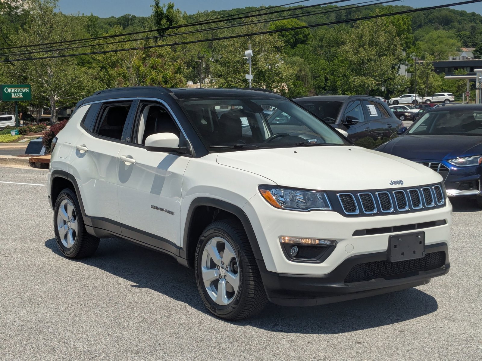 Used 2018 Jeep Compass Latitude w/ Popular Equipment Group AWD/4WD image 7