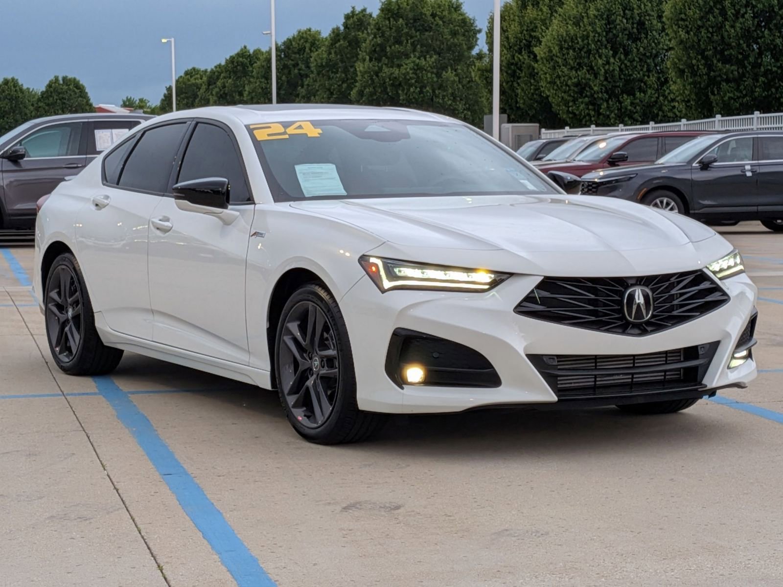 Used 2024 Acura TLX SH-AWD w/ A-SPEC Pkg image 4