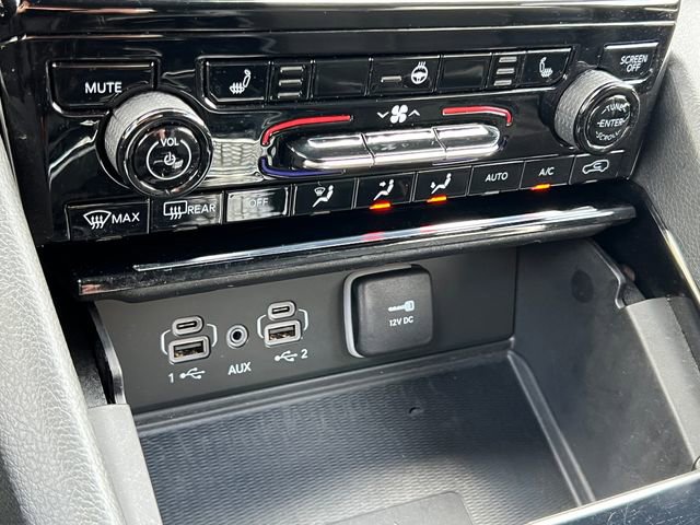 Used 2023 Jeep Grand Cherokee Altitude AWD/4WD image 26