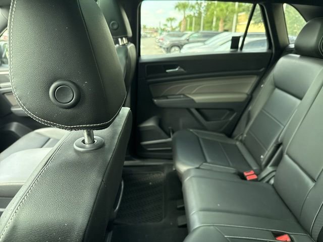 Used 2023 Volkswagen Atlas Cross Sport SE w/ Panoramic Sunroof Package AWD/4WD image 5