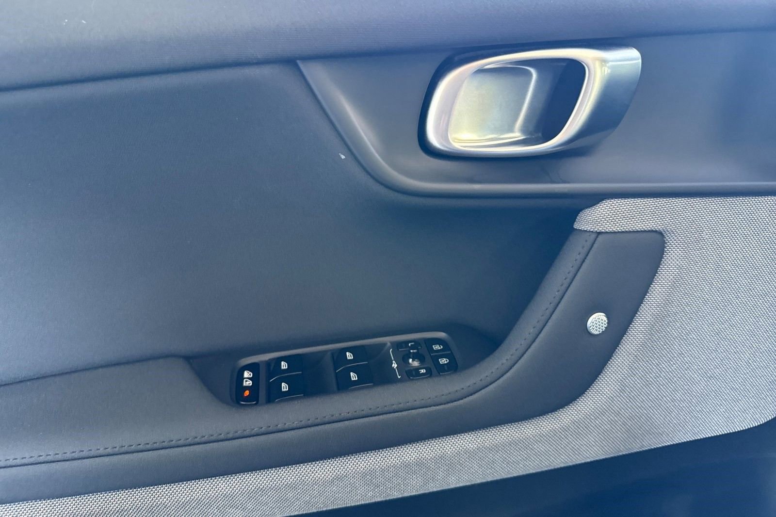 Used 2023 Polestar Polestar 2 w/ Pilot Pack image 11