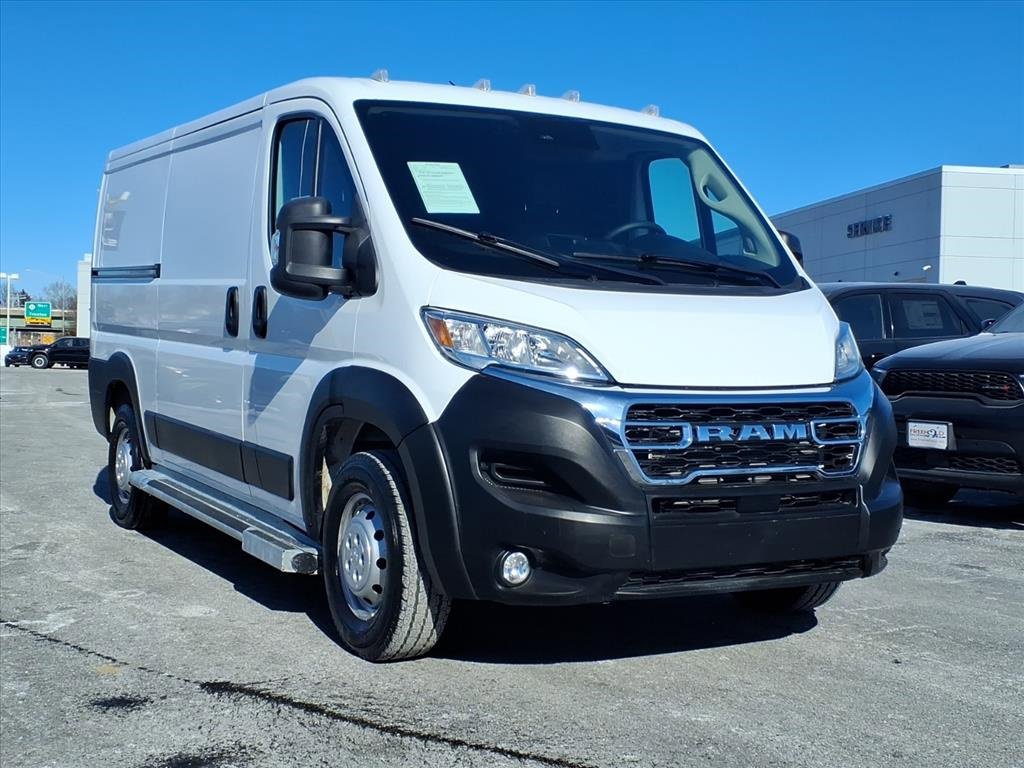 Used 2023 RAM ProMaster 2500 image 1