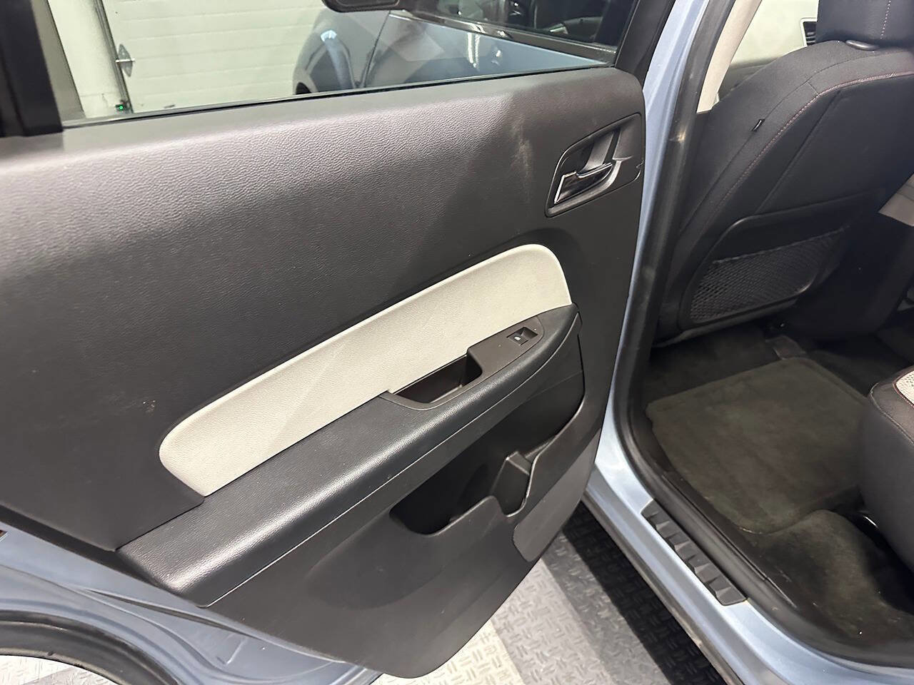Used 2014 Chevrolet Equinox LT w/ Power Convenience Package image 17