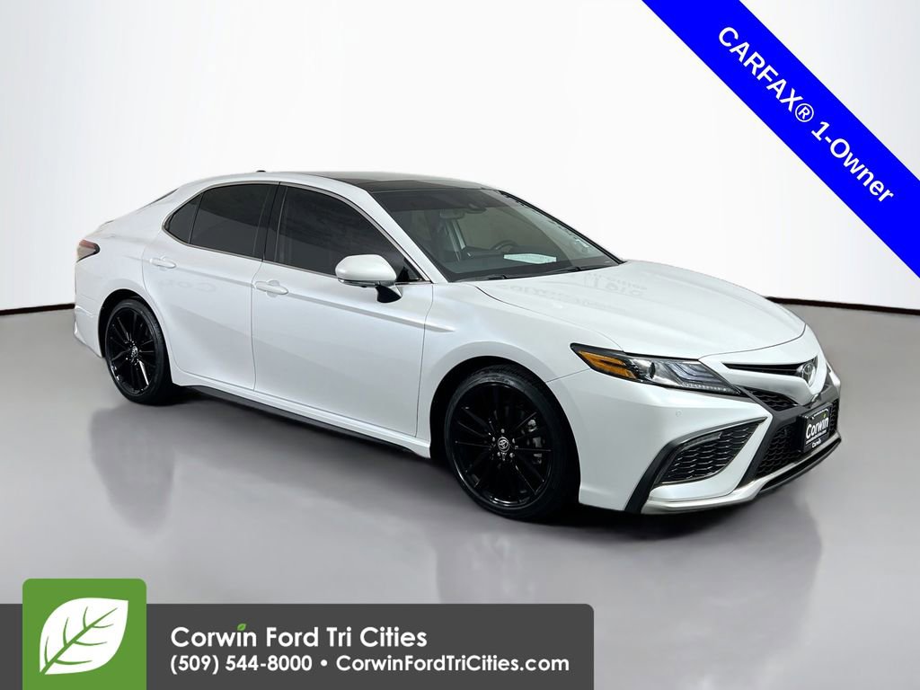 Used 2024 Toyota Camry XSE w/ Navigation Package image 1