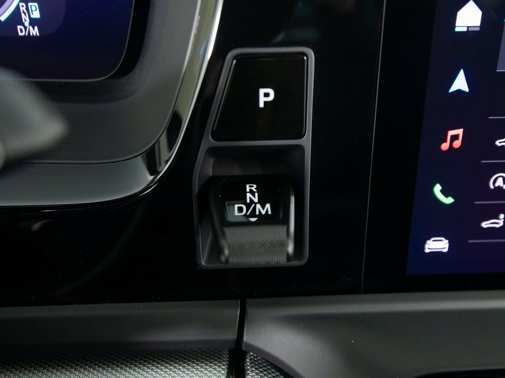 Certified 2025 Porsche Panamera 4 image 26