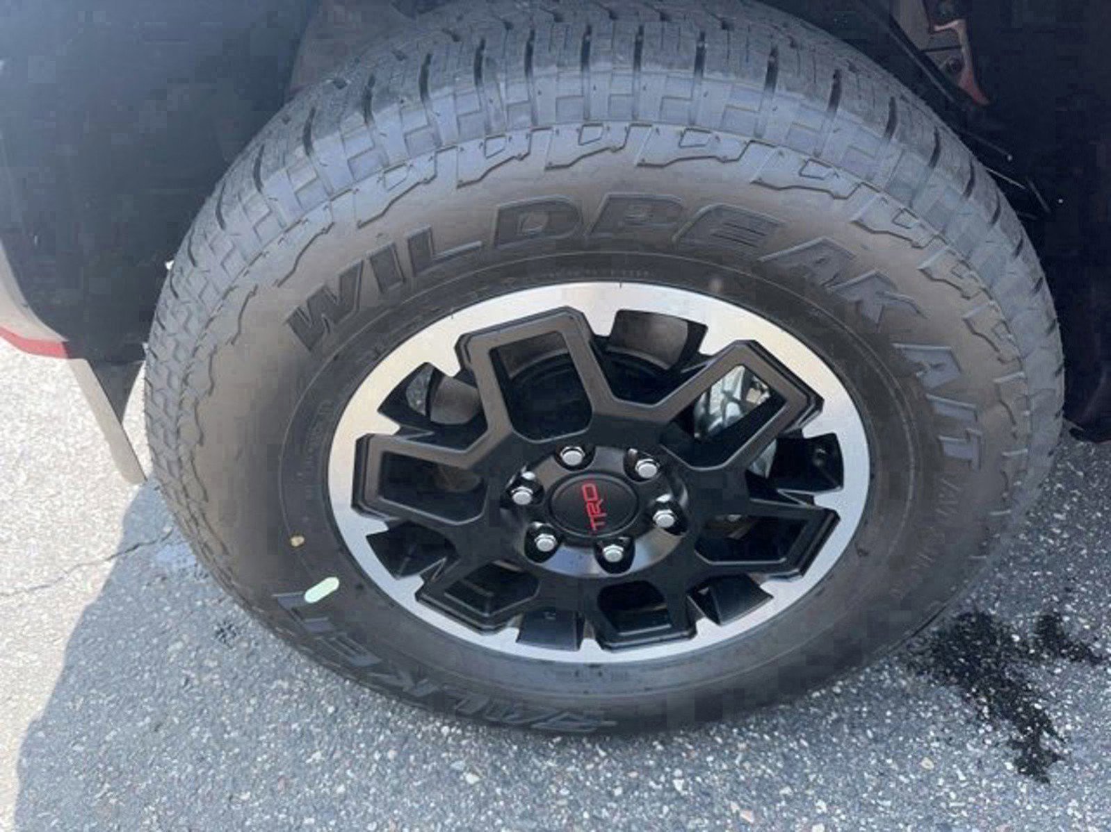 New 2025 Toyota Tacoma TRD Off-Road image 27