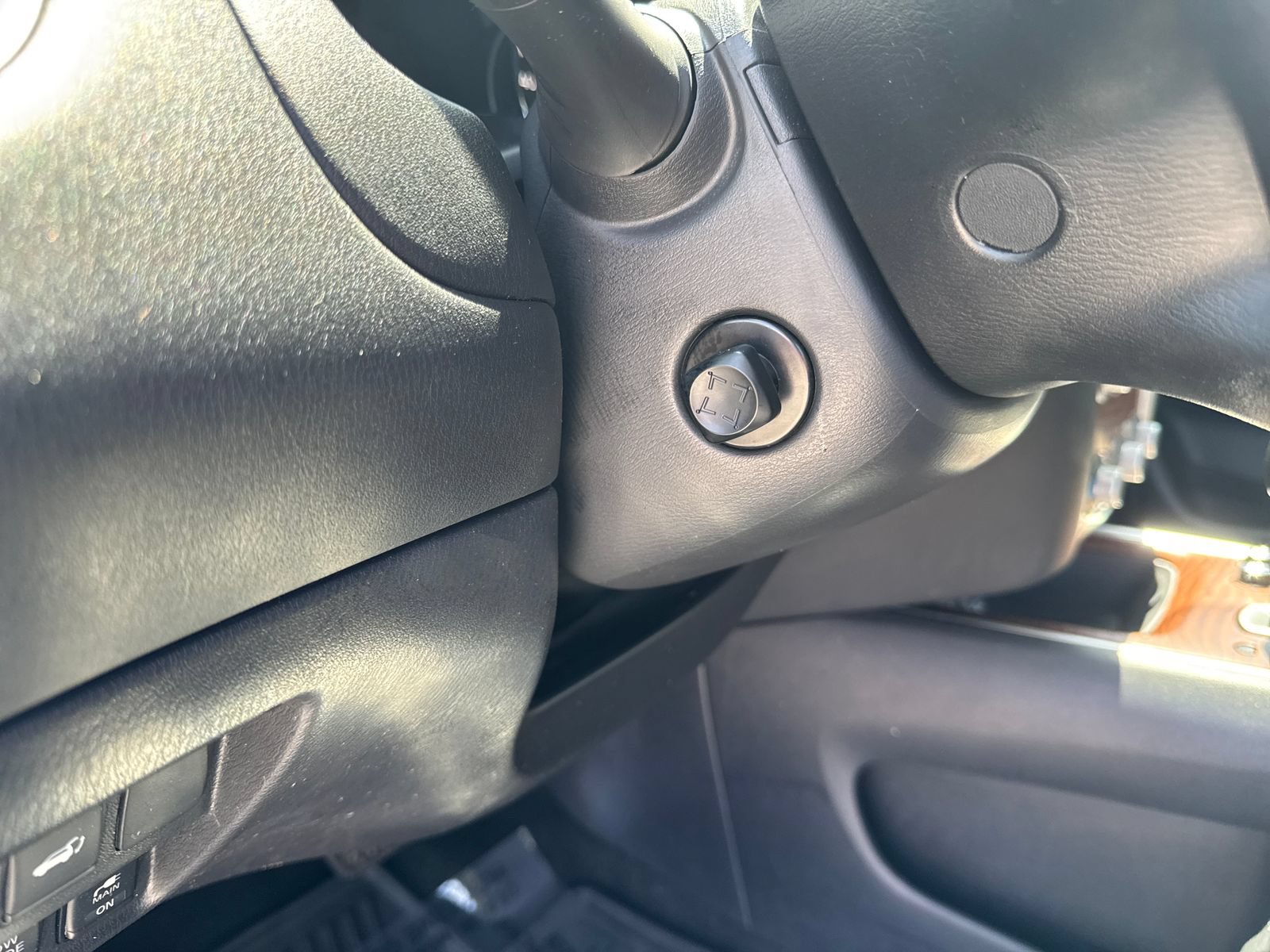 Used 2019 Nissan Pathfinder Platinum AWD/4WD image 23