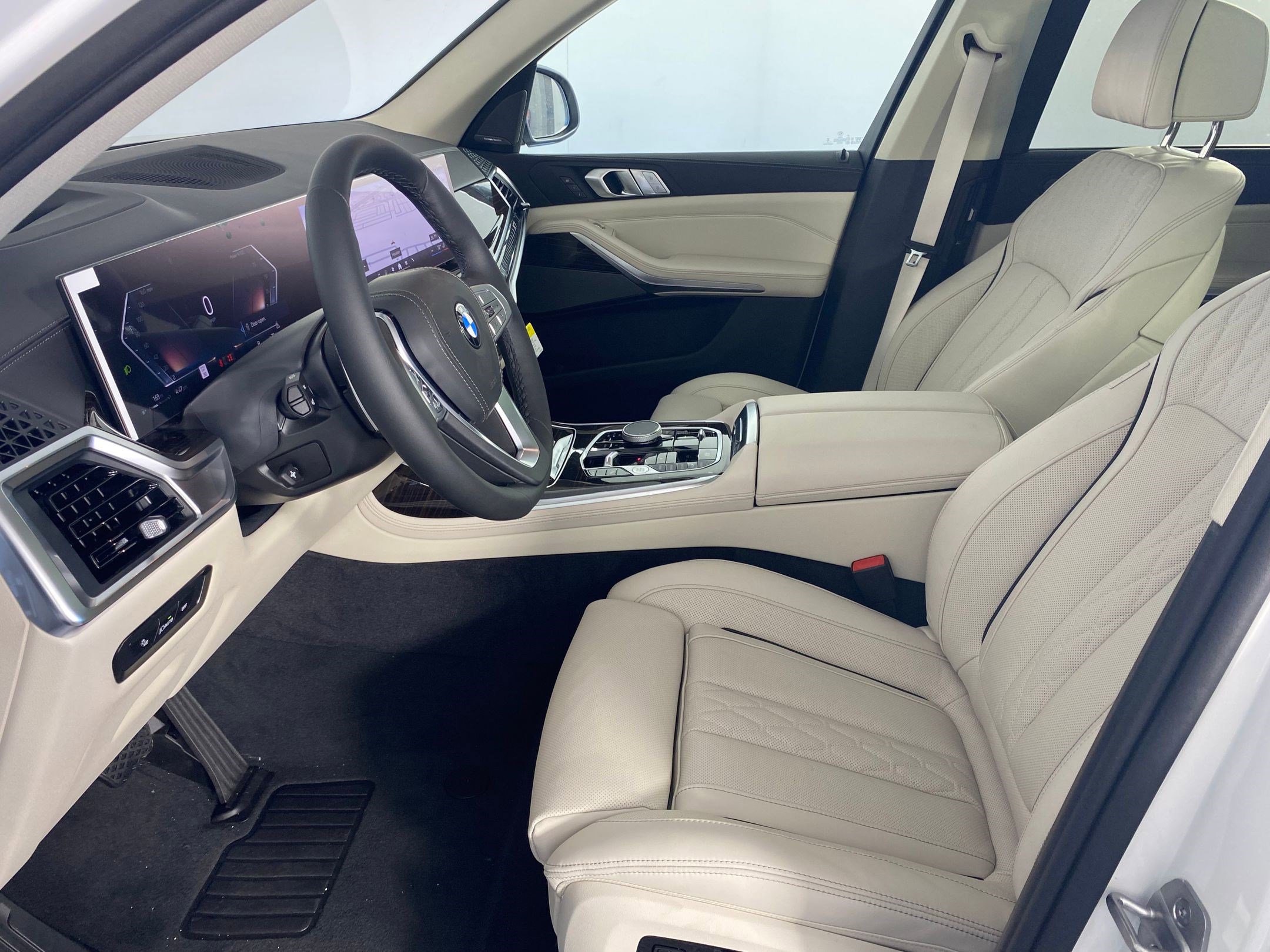 New 2026 BMW X7 xDrive40i image 5