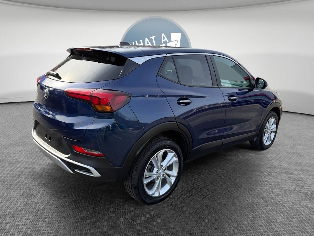 Used 2023 Buick Encore GX Preferred w/ Cold Weather Comfort Package AWD/4WD image 3