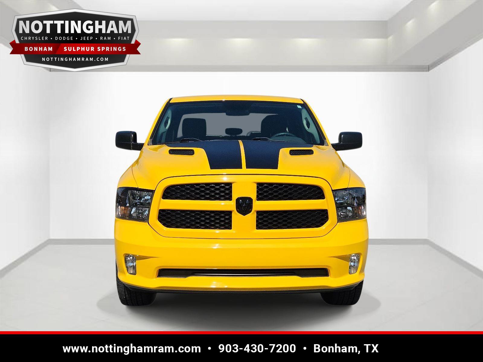 Used 2019 RAM 1500 Express w/ Express Value Package AWD/4WD image 2