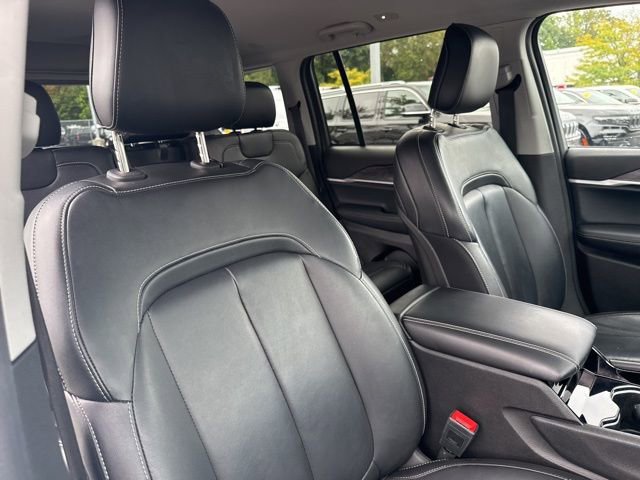 Certified 2022 Jeep Grand Cherokee Limited image 27