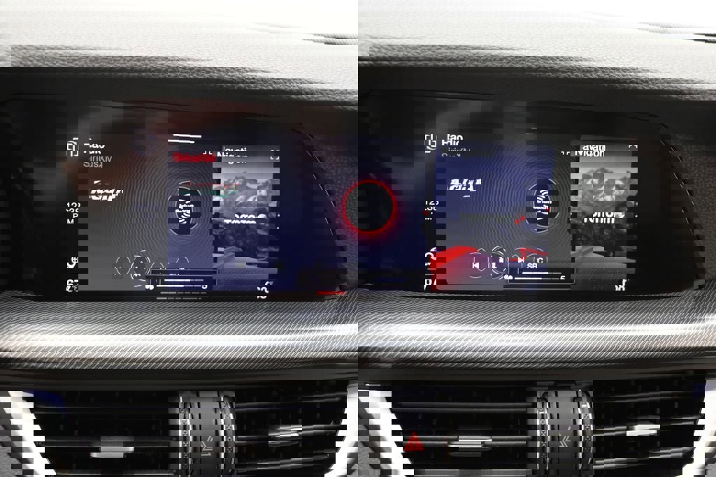 Used 2022 Alfa Romeo Stelvio Veloce image 18